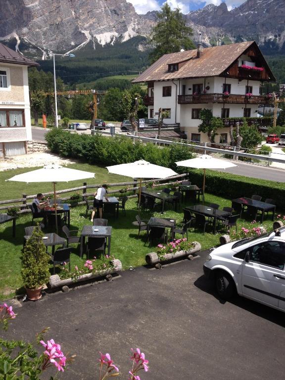 Hotel Da Beppe Sello Cortina dʼAmpezzo Exterior foto